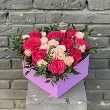 Цветочная композиция из Розы в коробке #REPLACE_PRED# Ялуторовске
