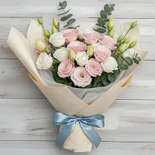 Букет цветов из:  Лизиантусы в Ялуторовске