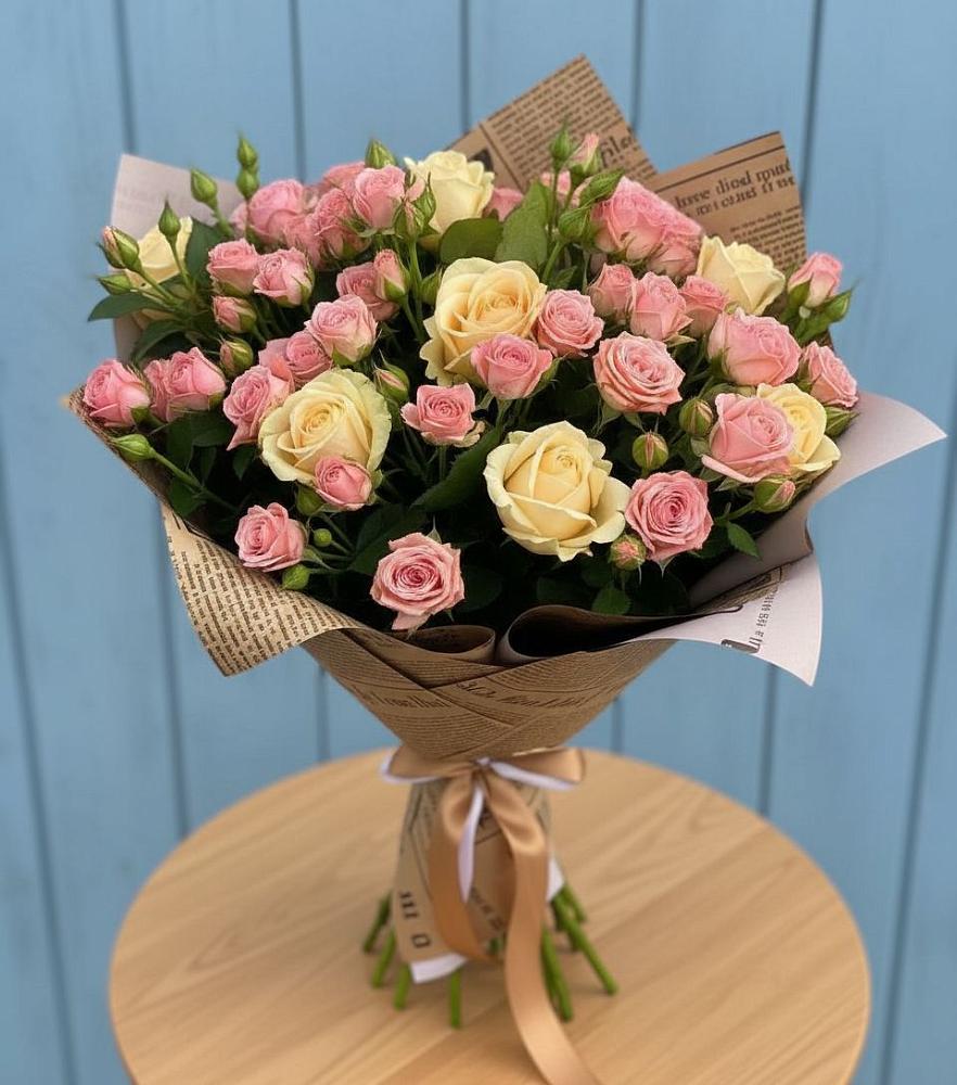 Букет цветов из: Розы в Ялуторовске