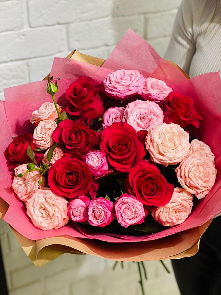 Букет цветов из: Розы в Ялуторовске