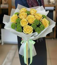 Букет цветов из:  Хризантемы и Розы в Ялуторовске