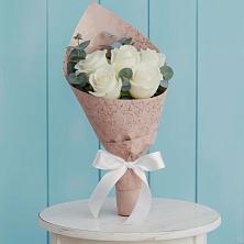Букет цветов из:  Розы в Ялуторовске