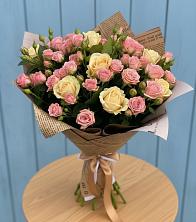 Букет цветов из:  Розы в Ялуторовске