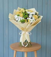 Букет цветов из:  Хризантемы и Розы в Ялуторовске