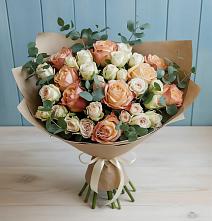 Букет цветов из:  Альстромерии и Розы #REPLACE_PRED# Ялуторовске